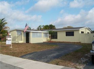 6621 Arthur St, Hollywood, FL 33024