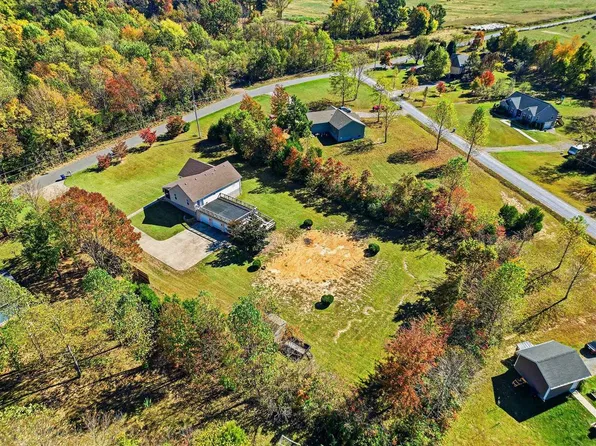520 Cline Rd, Scottsville, KY 42164