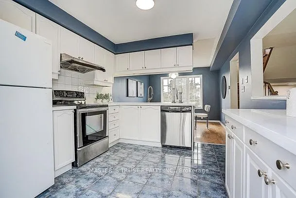 5535 Glen Erin Dr #48 — Photo 2