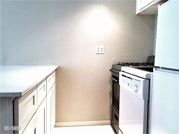 4th image of 177 E 93rd St APT 2A