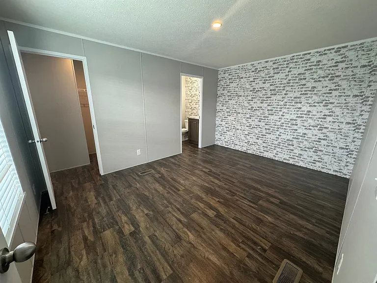 Westbridge Manor — Photo 152