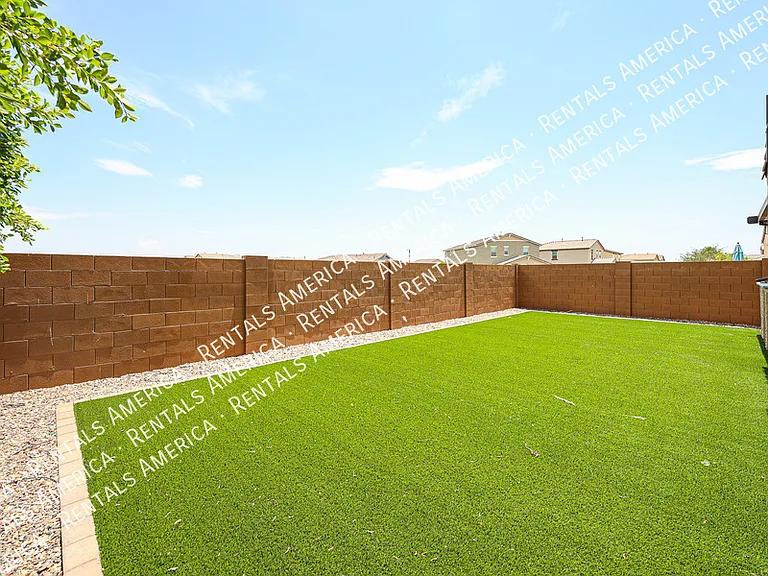 13487 N 174th Ave — Photo 50