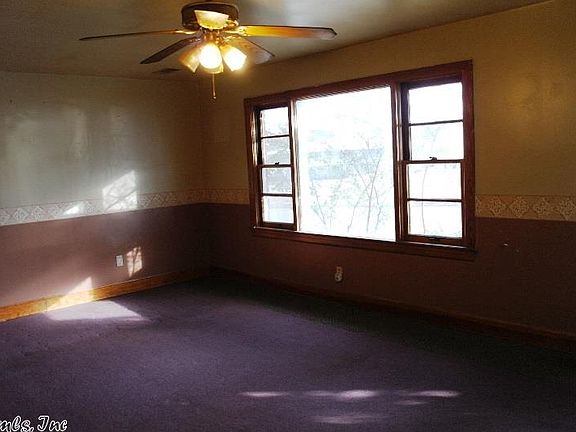 4th image of 507 N Turner St