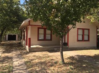 213 Huron St, Cleburne, TX 76031