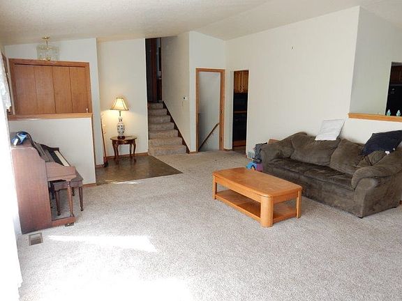 4th image of 18405 E Baldwin Ave