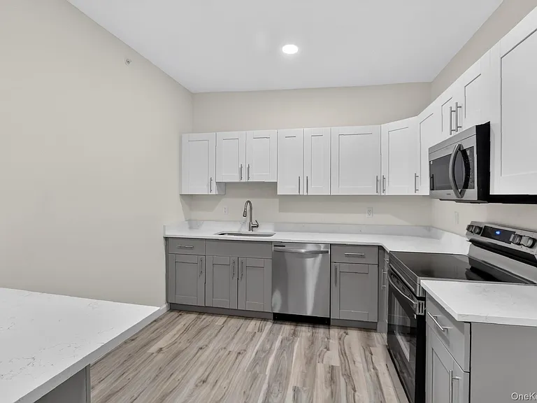 16 Dowd St #307 — Photo 6