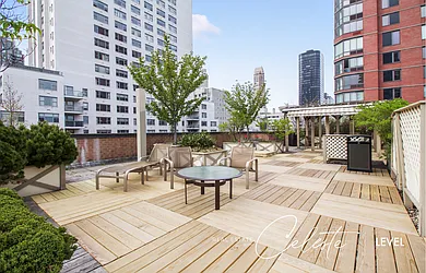 Rented by Level Group