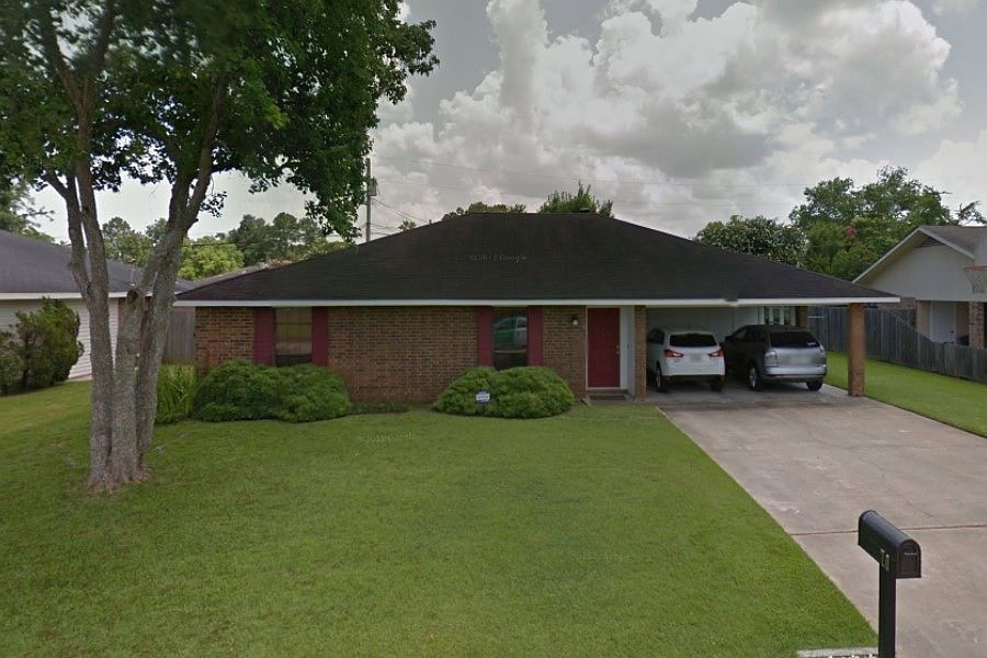 1st image of 70 Janell Dr