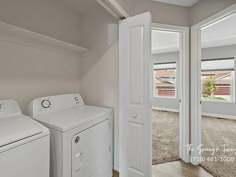 740 Brambleberry Hts — Photo 32