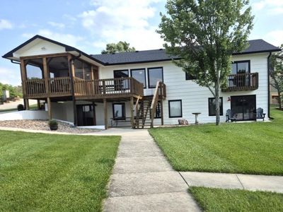 566 Lake Viking Ter, Gallatin, MO, 64640