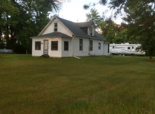 340 40th St, Clear Lake, WI 54005