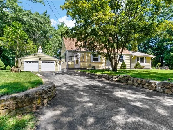 21 Minda Ln, Coventry, RI 02816