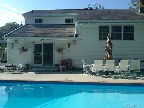 5th image of 135 Plymouth Blvd