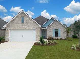 68 Apollo Ave E, Freeport, FL 32439