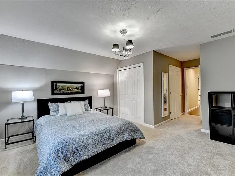 350 S Satinwood Pl — Photo 10