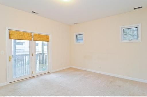5th image of 4711 N Kenmore Ave #P1