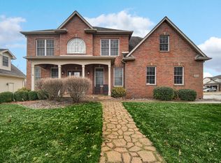 6825 73rd Ct, Schererville, IN 46375