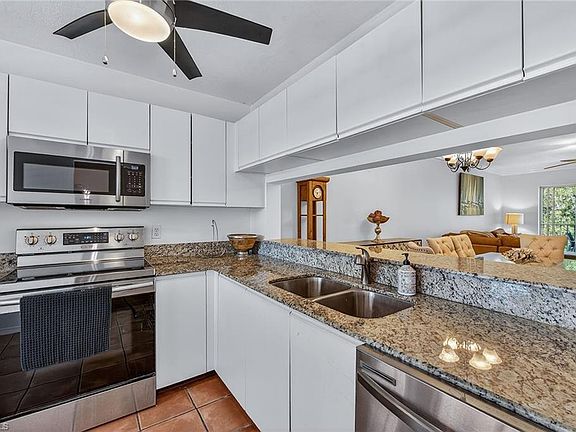 5th image of 3021 Sandpiper Bay CIR #E206
