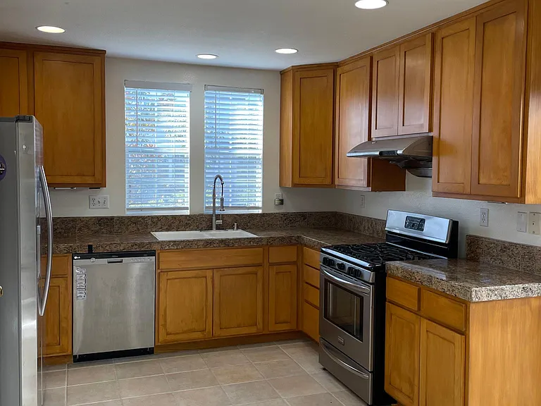 1 Fletcher Ct — Photo 5