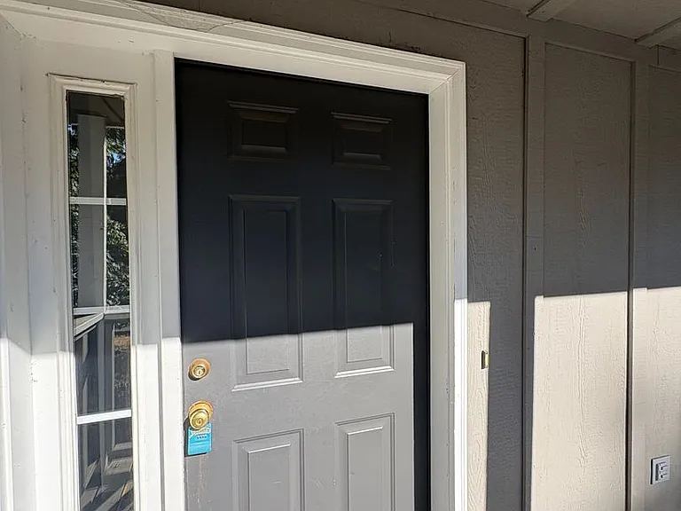 2 Bedroom 1.5 Bathroom Duplex in Southwest Eugene — Photo 3