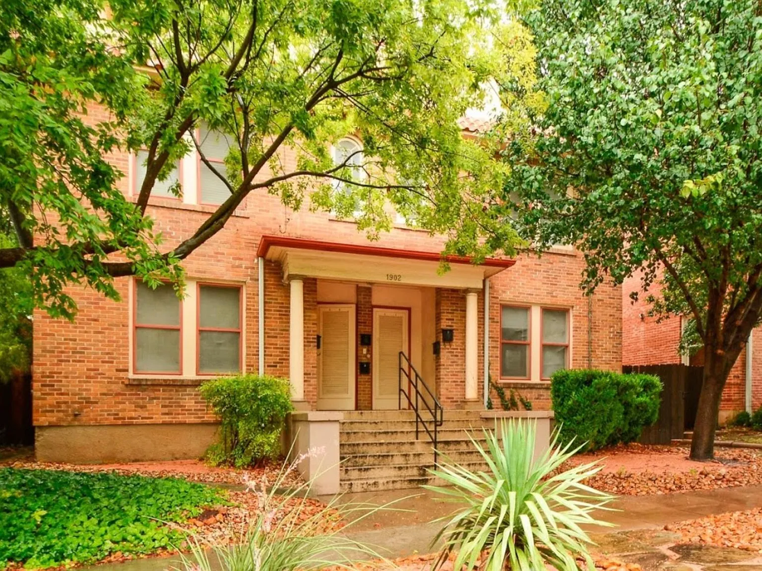 2 bed, 987 sqft, $1,650 — Photo 3