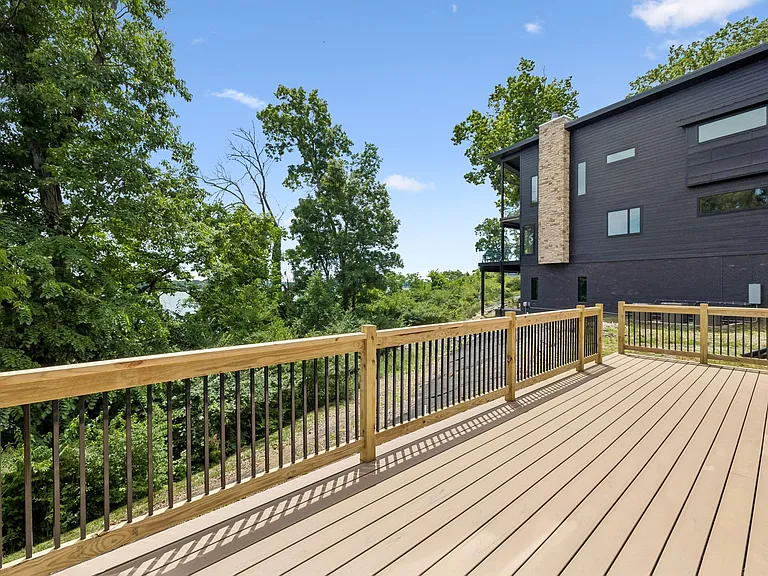 17 Jones Cir — Photo 80