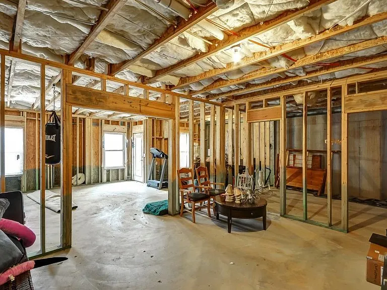 6035 Falls Landing Dr — Photo 25
