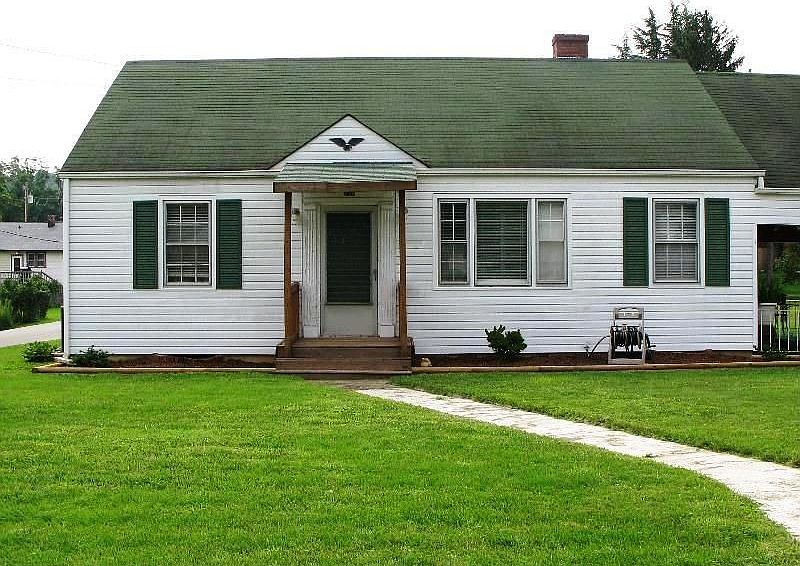 Welcome to 238 Elm St.