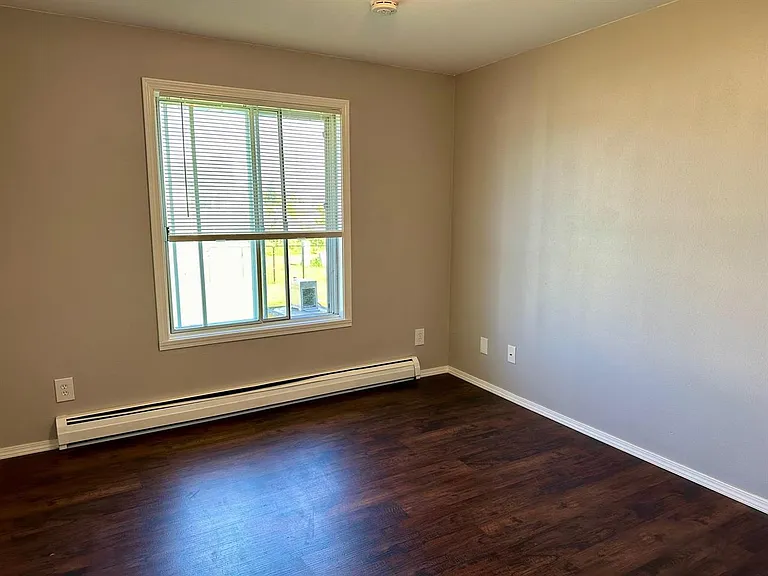 415 Arthur Ct #1 — Photo 13