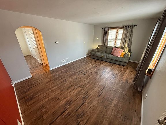 4th image of 1712 Mole Ave