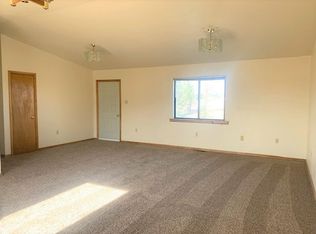 200 Spring Creek Pkwy #A, Spring Creek, NV 89815