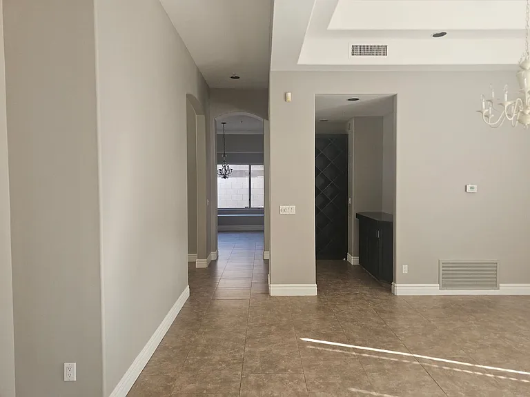 12210 E Desert Cove Ave — Photo 5