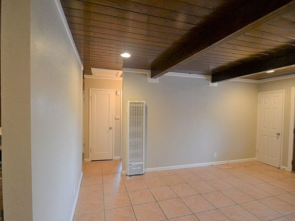 5th image of 121 Luna Dr