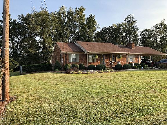 5th image of 1924 Carolina Cir