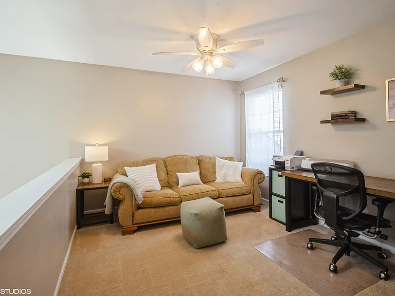 707 Clover Hill Ct — Photo 13