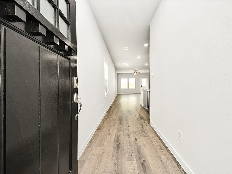 17207 King Eider Rd — Photo 3