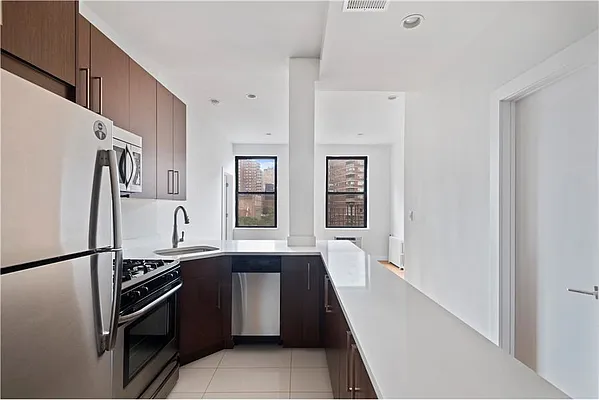 Rented by Triplemint | media 27