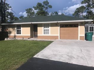 520 1st St SW, Naples, FL 34117