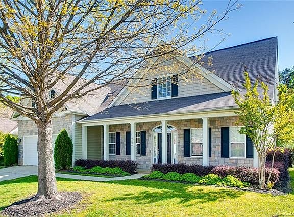 2nd image of 5728 Kirkwynd Commons Dr