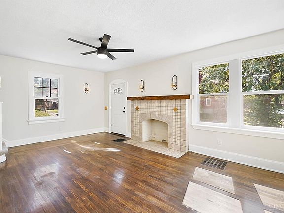 5th image of 1564 Yarmouth Ave