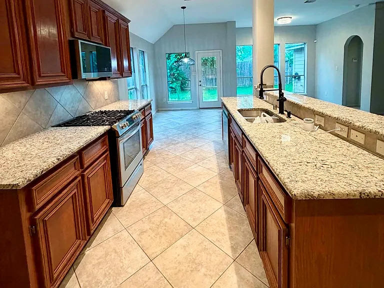 5607 Wagon Wheel Ln — Photo 5