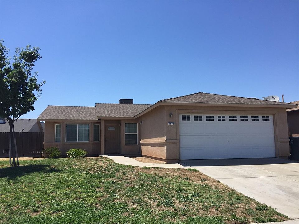 2nd image of 1972 Truman Dr