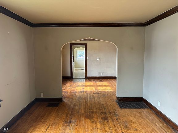 4th image of 5134 E 21st St