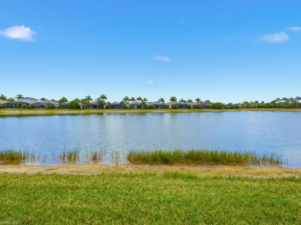 14591 Edgewater CIR, NAPLES, FL 34114