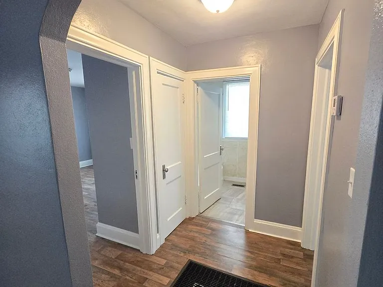 3212 Oakland Ave — Photo 4