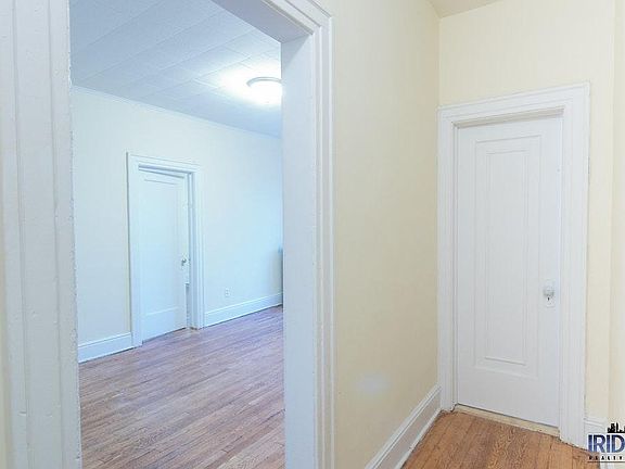 3rd image of 441 Washington Ave #3