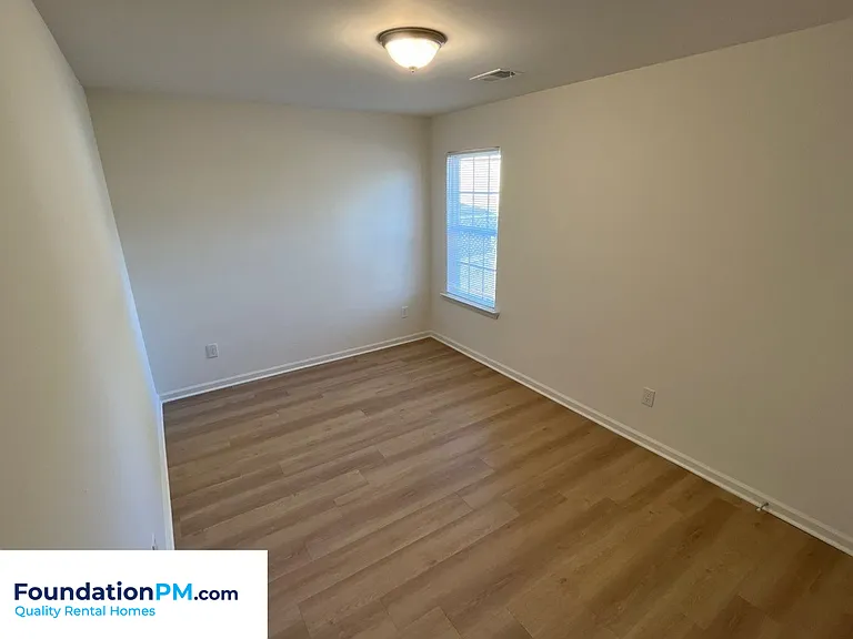 388 McFarland Dr — Photo 11