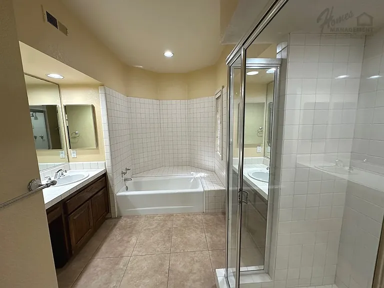 5375 Caminito Providencia — Photo 10