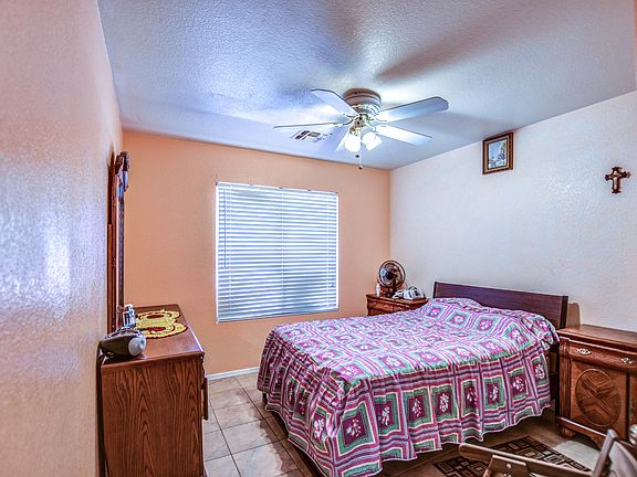 5th image of 1746 E Francisco Dr