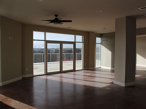 3rd image of 600 S Main St Unit 502